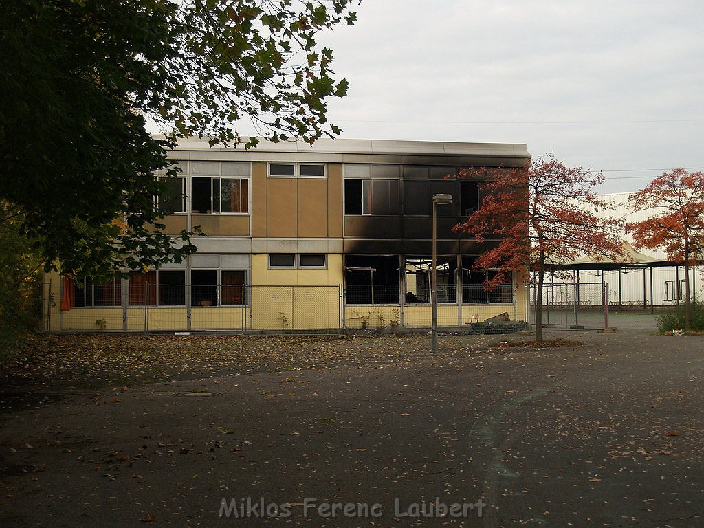 Wieder Brand Schule Koeln Holweide Burgwiesenstr P29.JPG